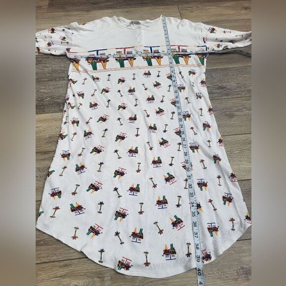 Exclusively For ST. EVE vintage nightgown, rare, Cats on a Ski Chair lift - Picture 7 of 13